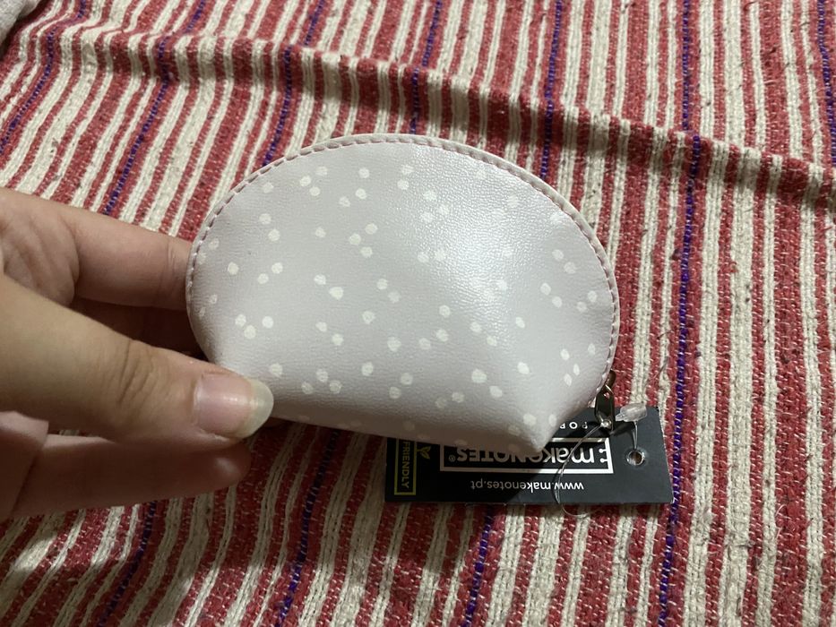 Porta moedas  novo com etiqueta PORTES INCLUIDOS