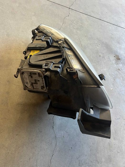Otica Frente esquerda BMW 320 E92 E93 LCI