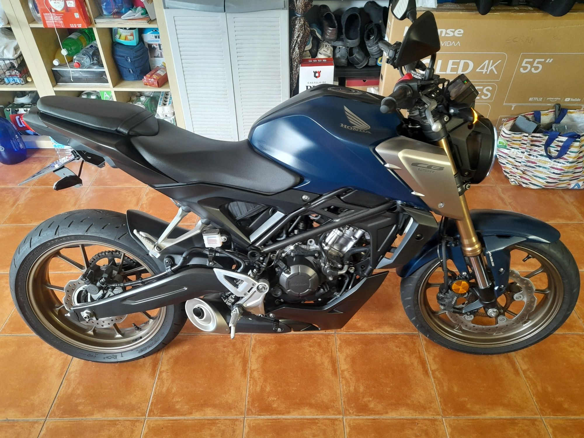 Honda CB 125R 2021 negociável