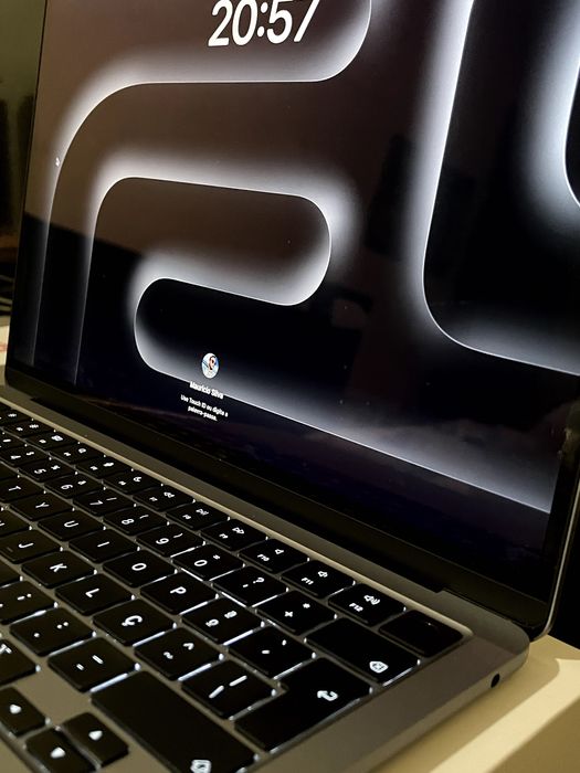 MacBook Air de 13.6-  COMO NOVO  2 ANOS DE GARANTIA!