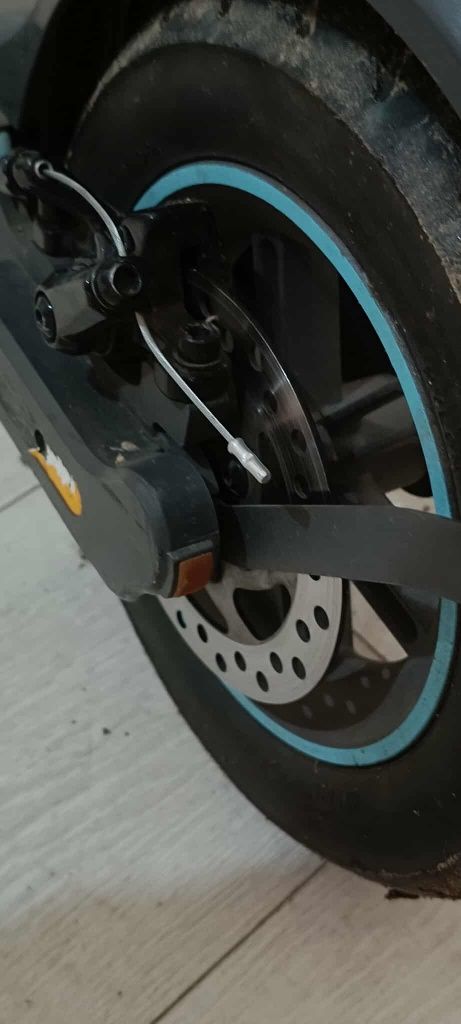 Hulajnoga elektryczna Motus Scooty 10 lite -generacja 5