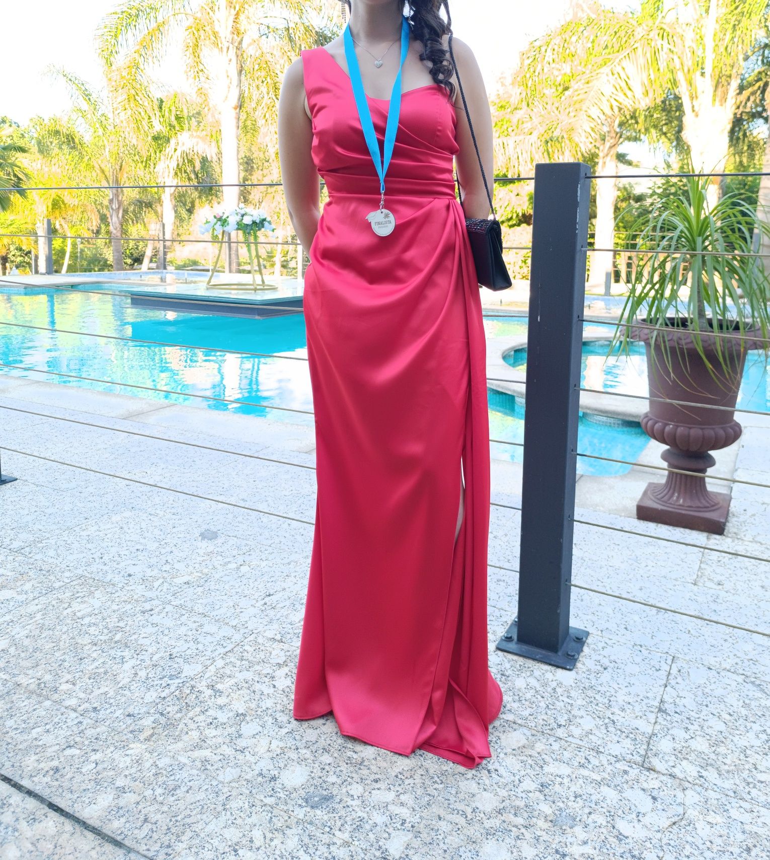 Vestido novo vermelho
