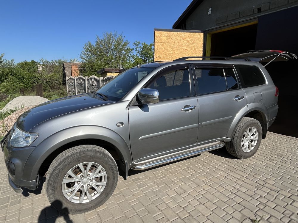 Продається Mitsubishi Pajero