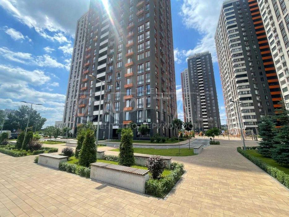 Продаж офісу, ЖК Seven, Дарницький р-н, Позняки