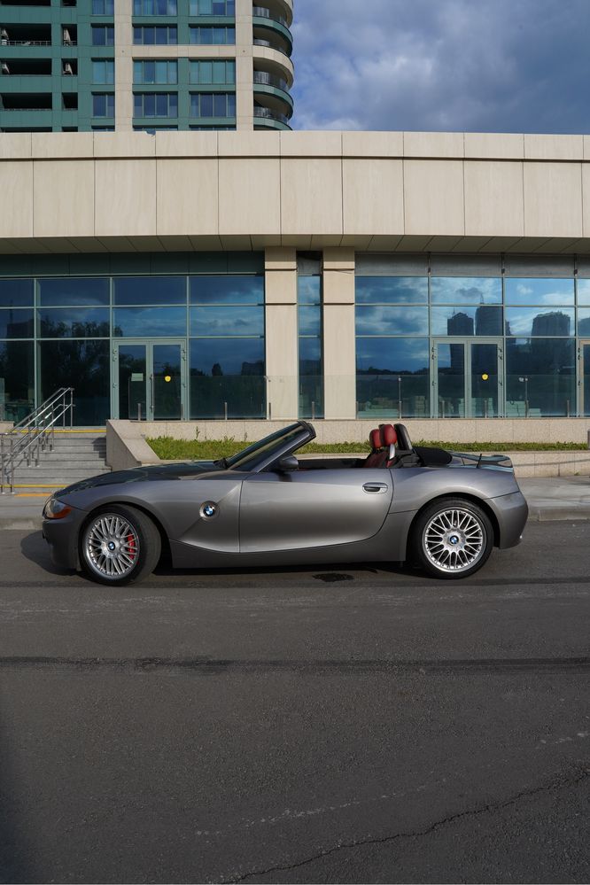 Кабриолет BMW Z4 с двигателем M54B30 целый автомобиль