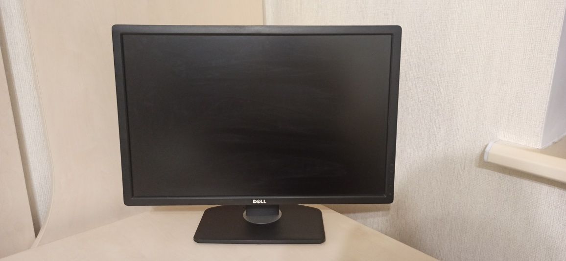 Монітор Dell U2412Mb