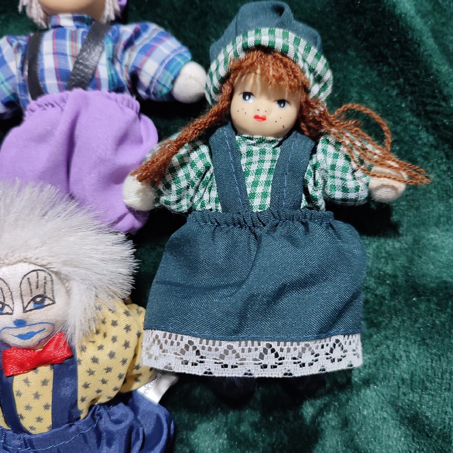 Іграшки, ляльки для колекції