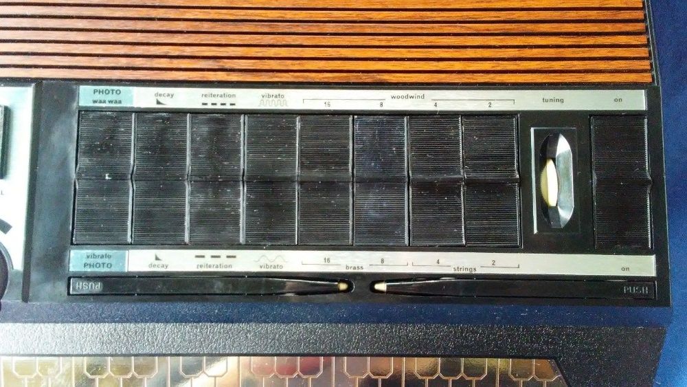 Аналоговый Винтажный Английский Синтезатор Stylophone 350s Обмен?