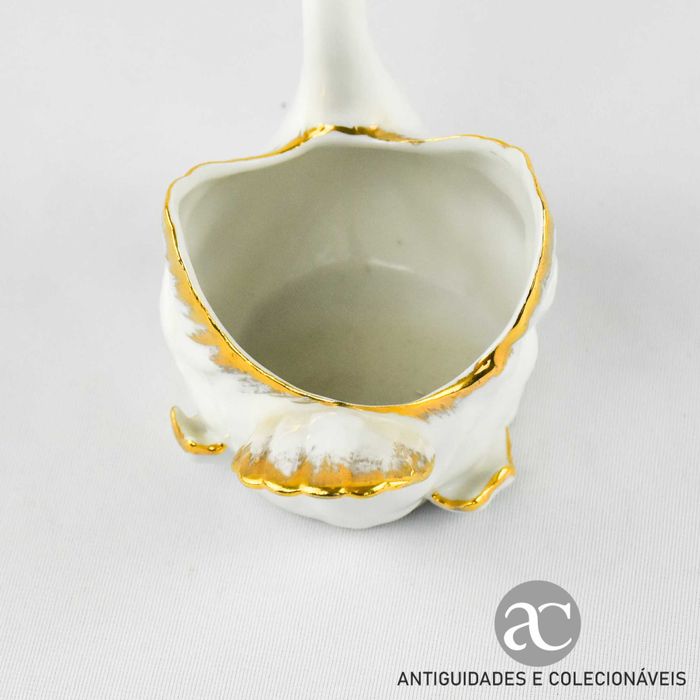 Floreira em forma de Cisne, Porcelana Vista Alegre, com dourados