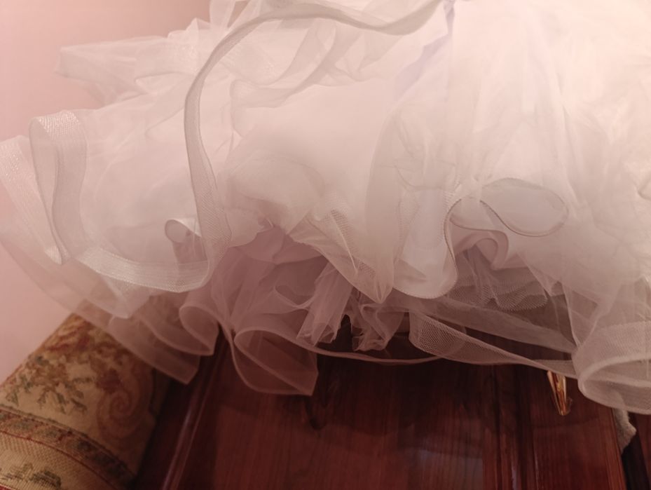 Плаття біле , сукня сніжинки .