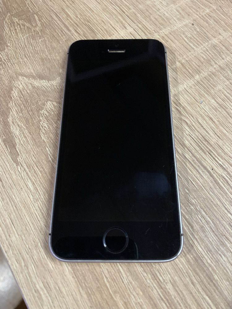Apple iPhone SE 2016 16 GB