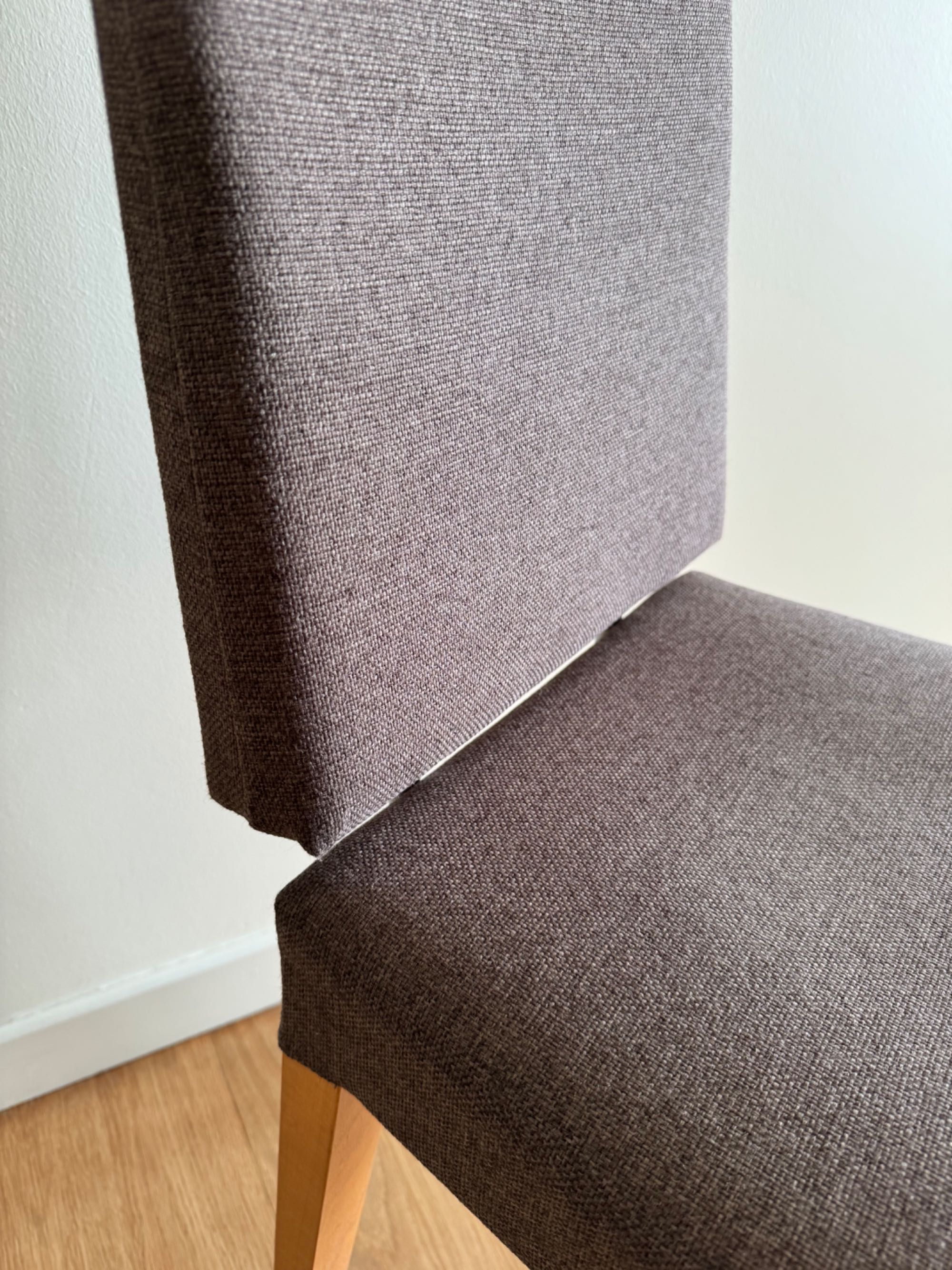 Conjunto de 4 cadeiras de sala de jantar estofadas – Excelente estado