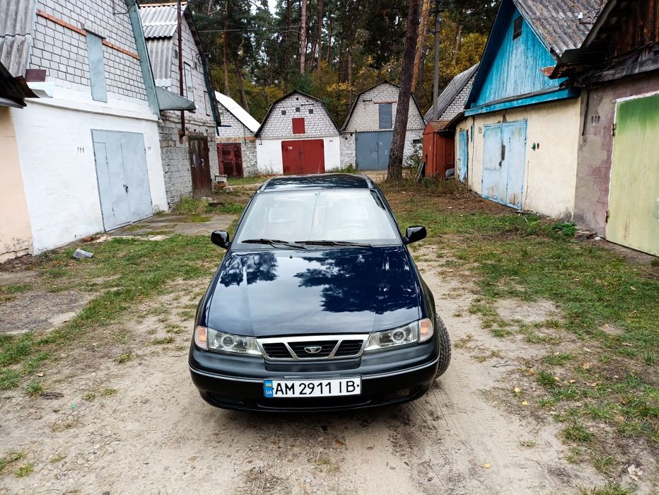 Продам авто всі питання за телефоном.