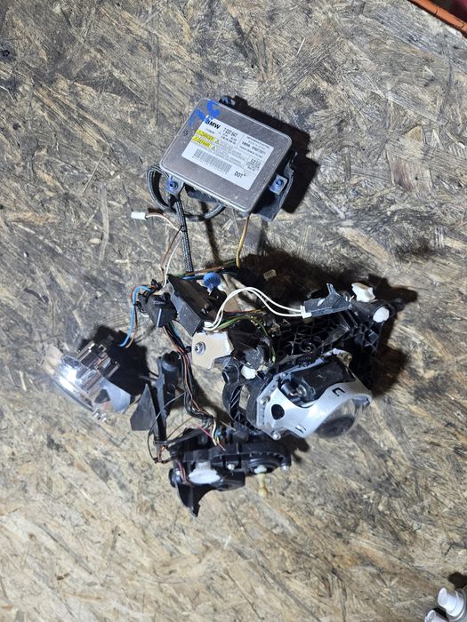 Lampa lewy przód Bmw F10 F11 Bi Xenon instalacja moduł przetwornica RE