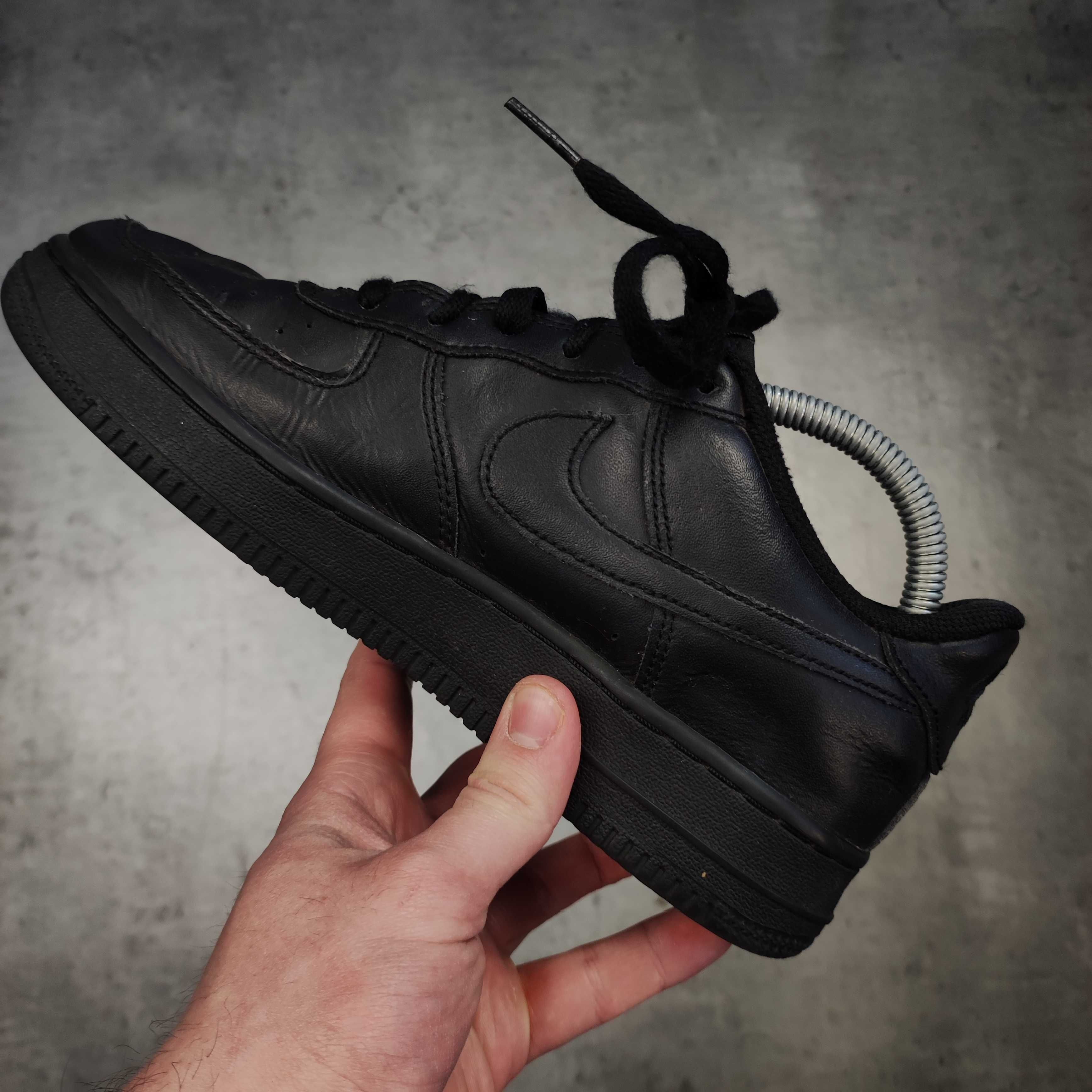 DAMSKIE Buty Sportowe SNEAKERSY Nike Air Force 1 Czarne Klasyki Skóra