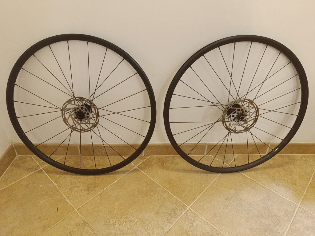 Koła szosowe Vitus 28" 700x19C bębenek Shimano