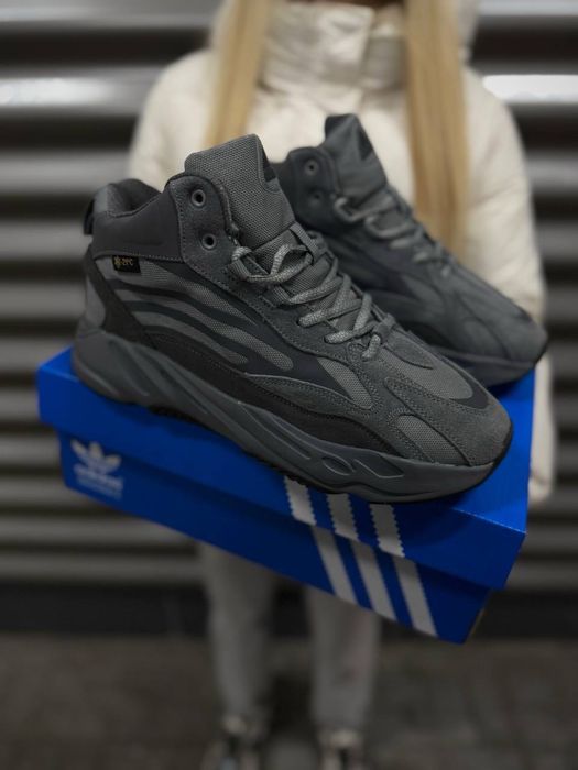 Зимові Кросівки Adidas Yeezy Boost 700 Gore-Tex
