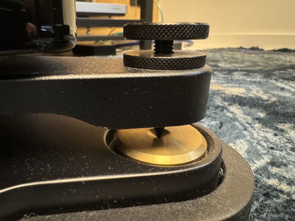 Dynaudio Contour 30i plus podstawy base audio