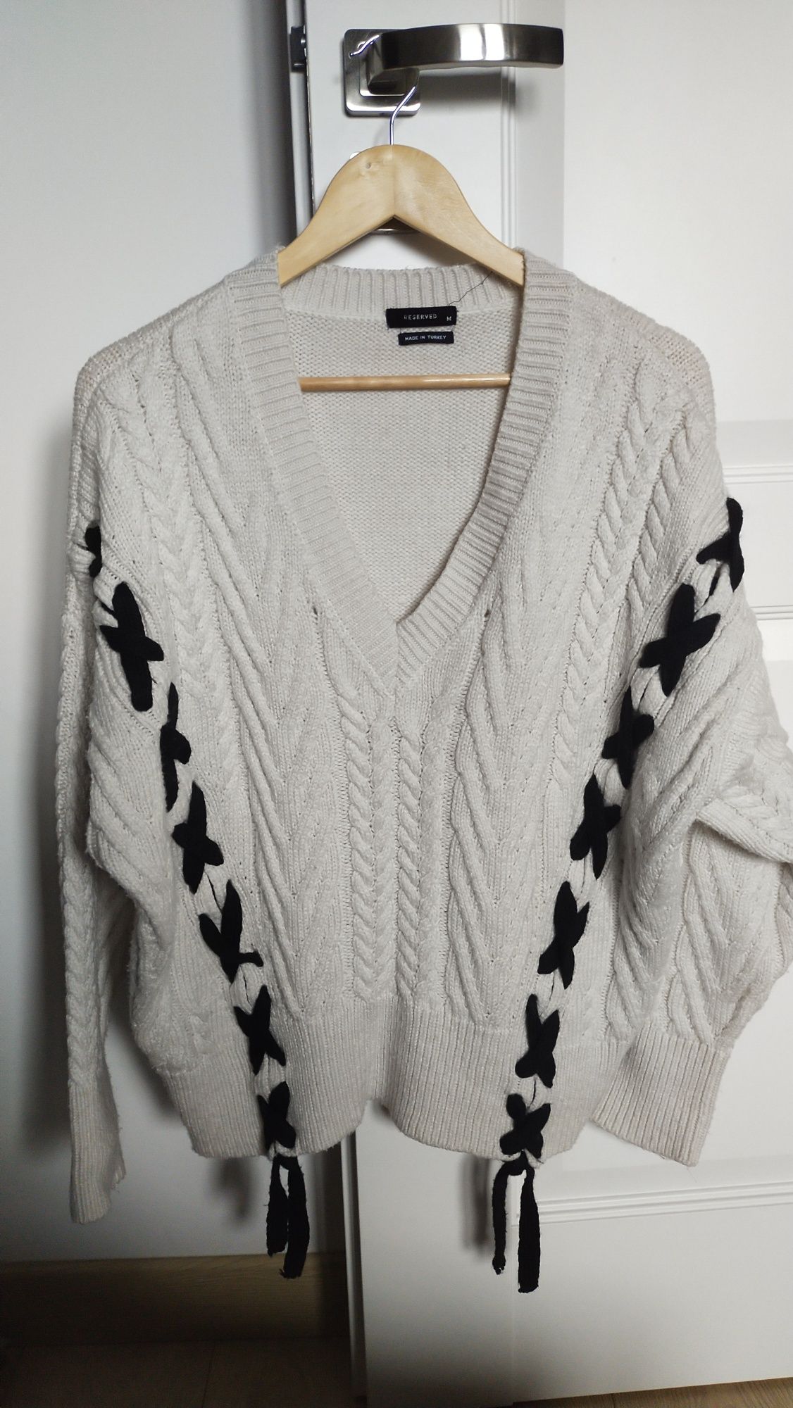 Reserved sweter rozmiar M