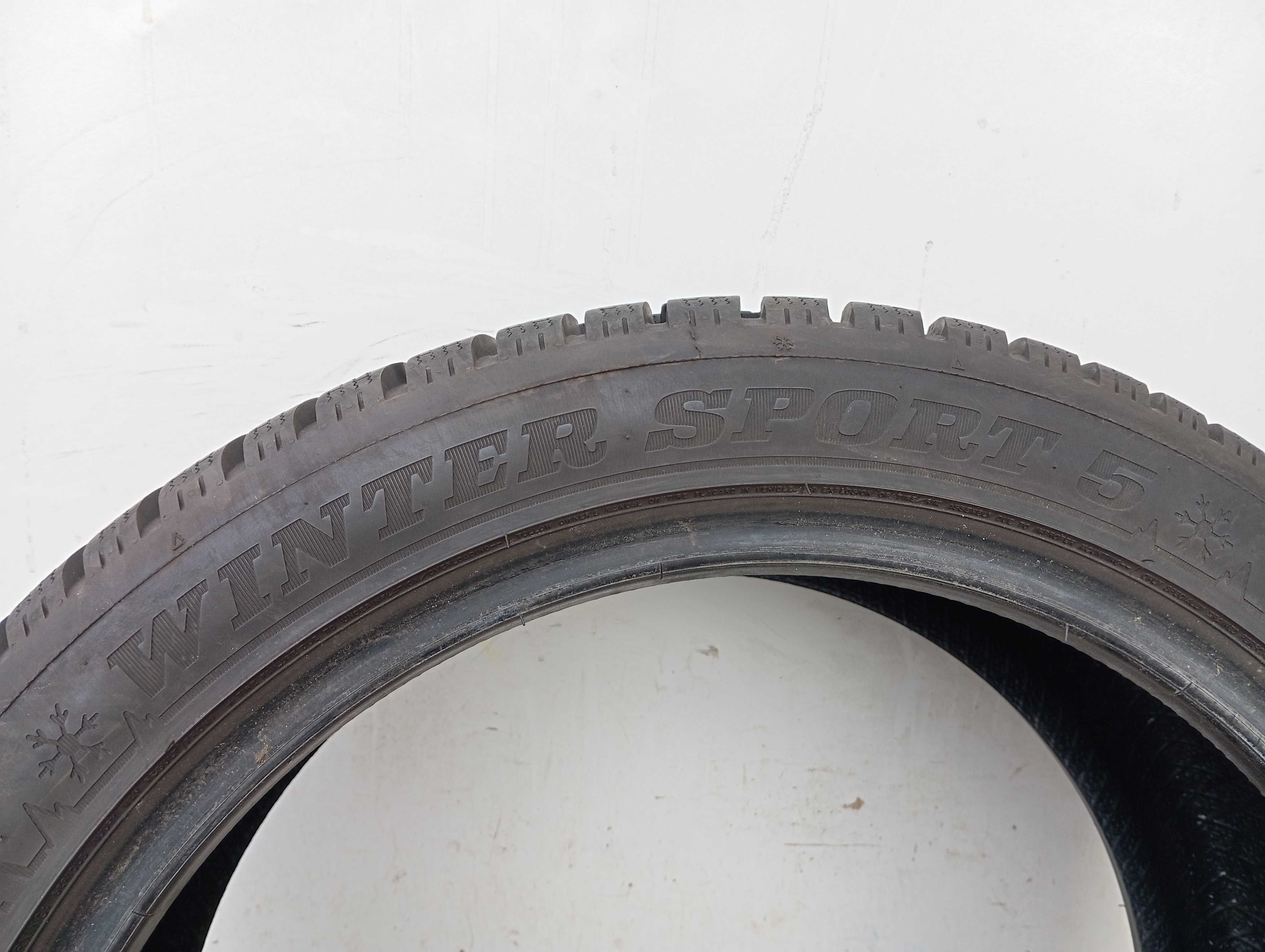 1x 225/45 R18 95V Dunlop Winter Sport 5 2018r 8,8mm