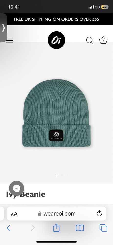 Зелена шапка шапка в рубчик