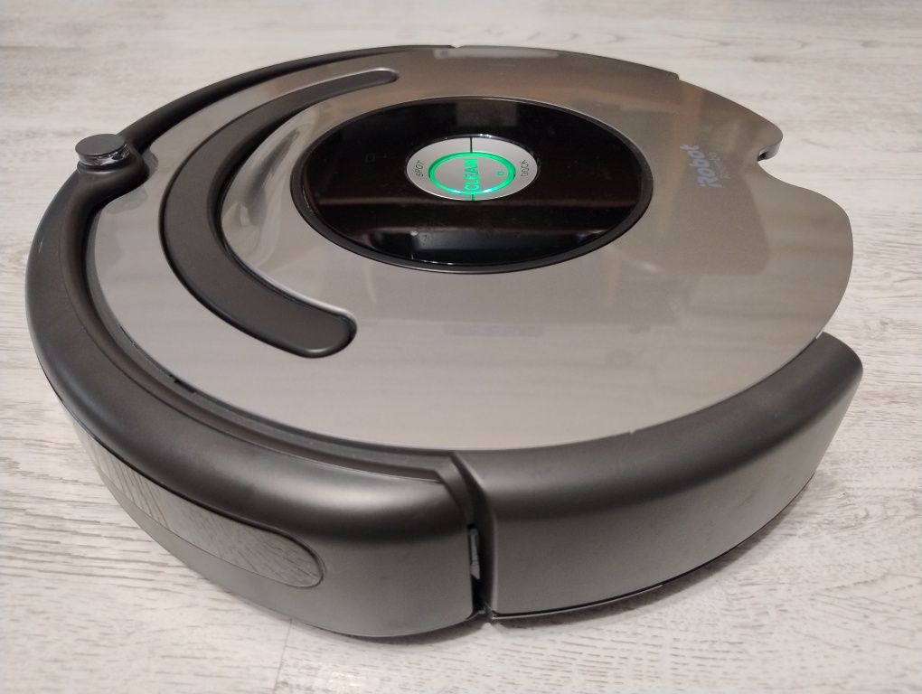 Sprawna płyta główna z obudową i zderzakiem Irobot Roomba 605