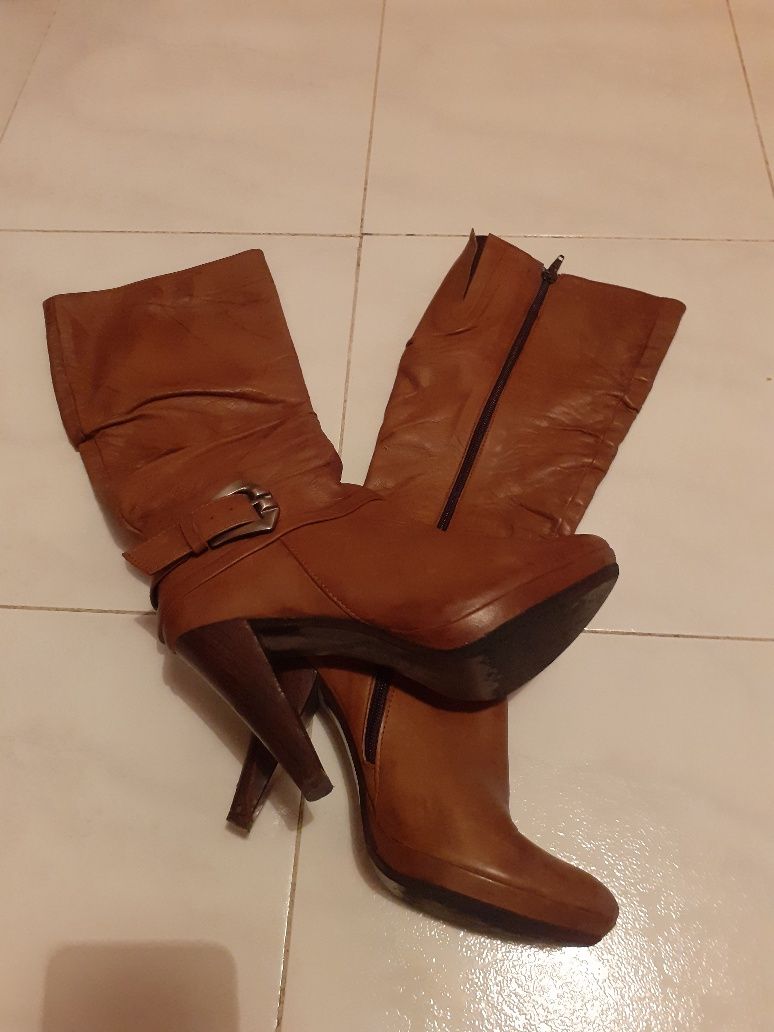 Botas Camel Cano Alto