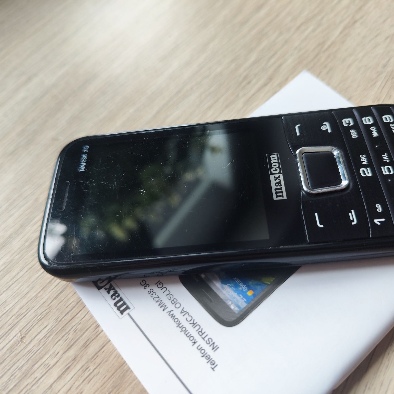 UŻYWANY telefon maxcom MM238 3G dla seniora dla starszych osób