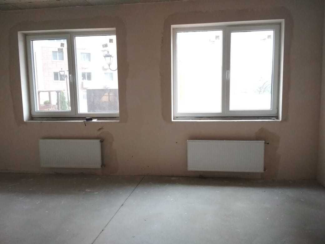 Нежилое помещение с фасадным входом в 51 Жемчужине.