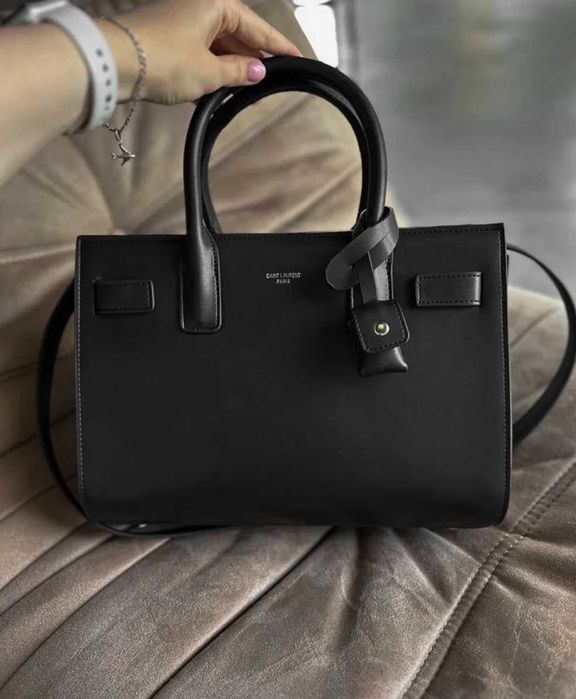 Сумка YSL Yves Saint Laurent гладка шкіра чорна