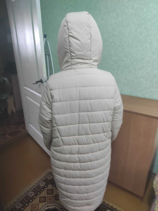 Пальто зимове( пуховик)