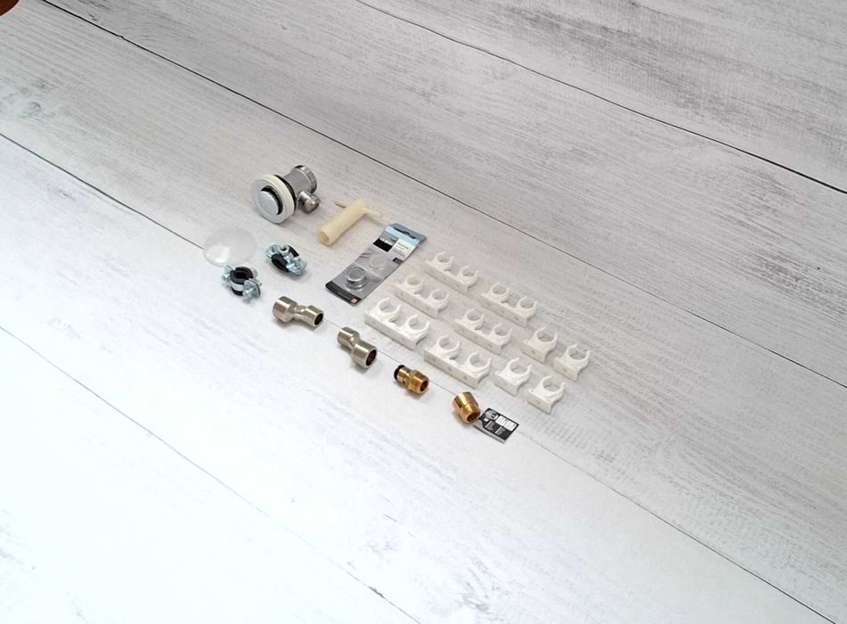 Zestaw hydraulika Korek Nakładka Obejma  Redukcja Uchwyt do rur 19 El