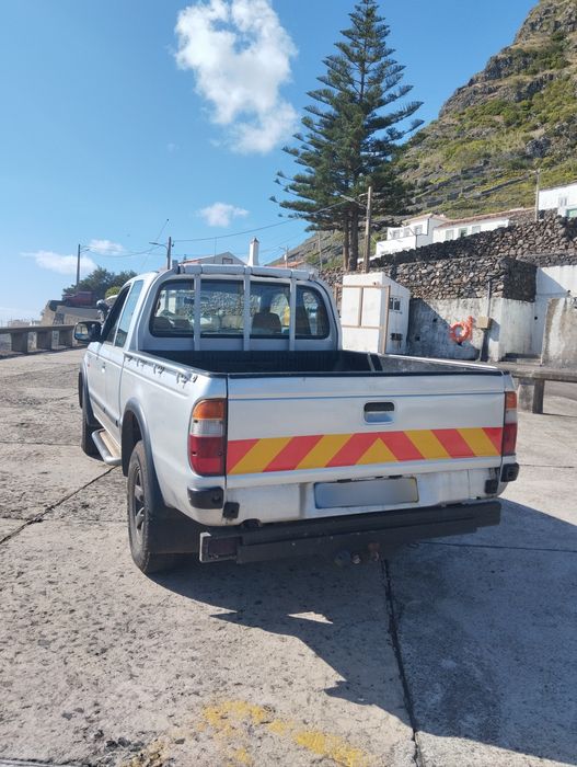 • Ford Ranger 4x4