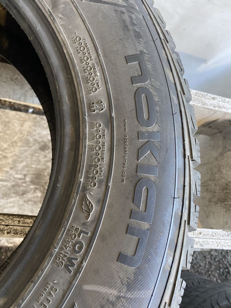 Opona pojedyncza 205/75/16c Nokian WRC3 studless