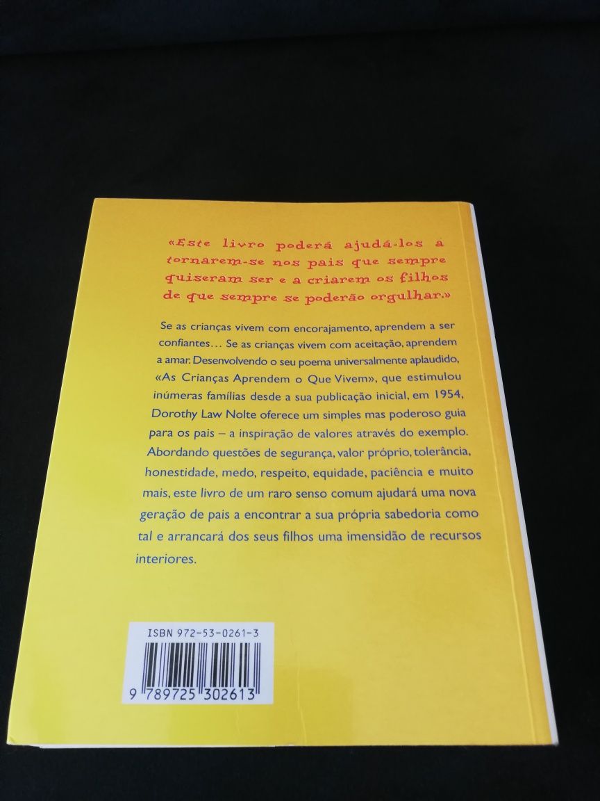 Livrolivro "As crianças aprendem o que vivem"