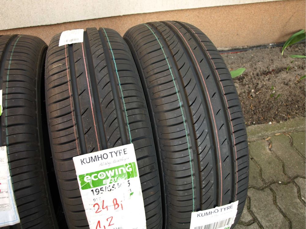 В продажу нова резина р15
