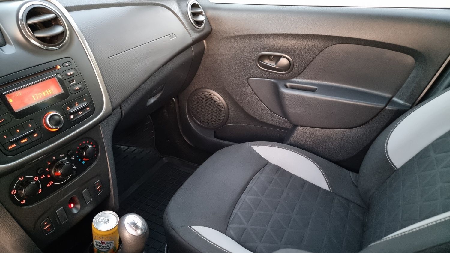 Дачія,Рено Сандеро Степвей.Dacia, Renault Sandero STEPWAY