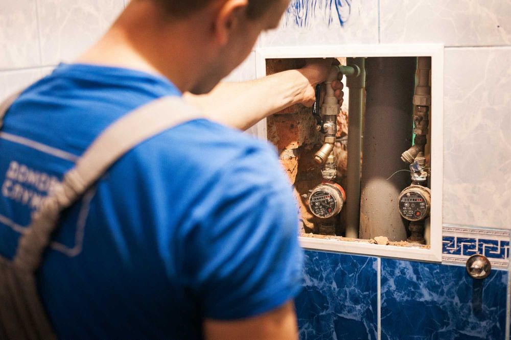 Виклик сантехніка у Львів. Ремонт змішувача Львів. Ремонт труб