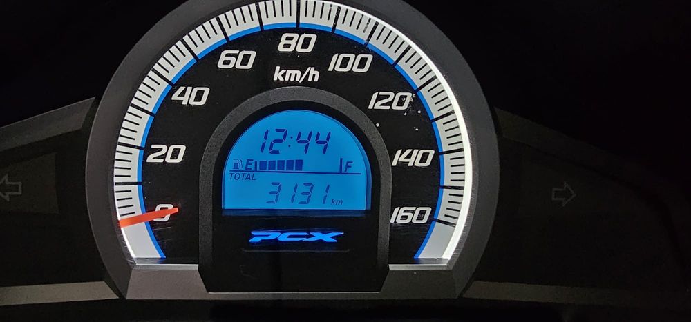Skuter Honda PCX 125cm jak NOWA przebieg 3 tys.km jak Forza N-max X-ma
