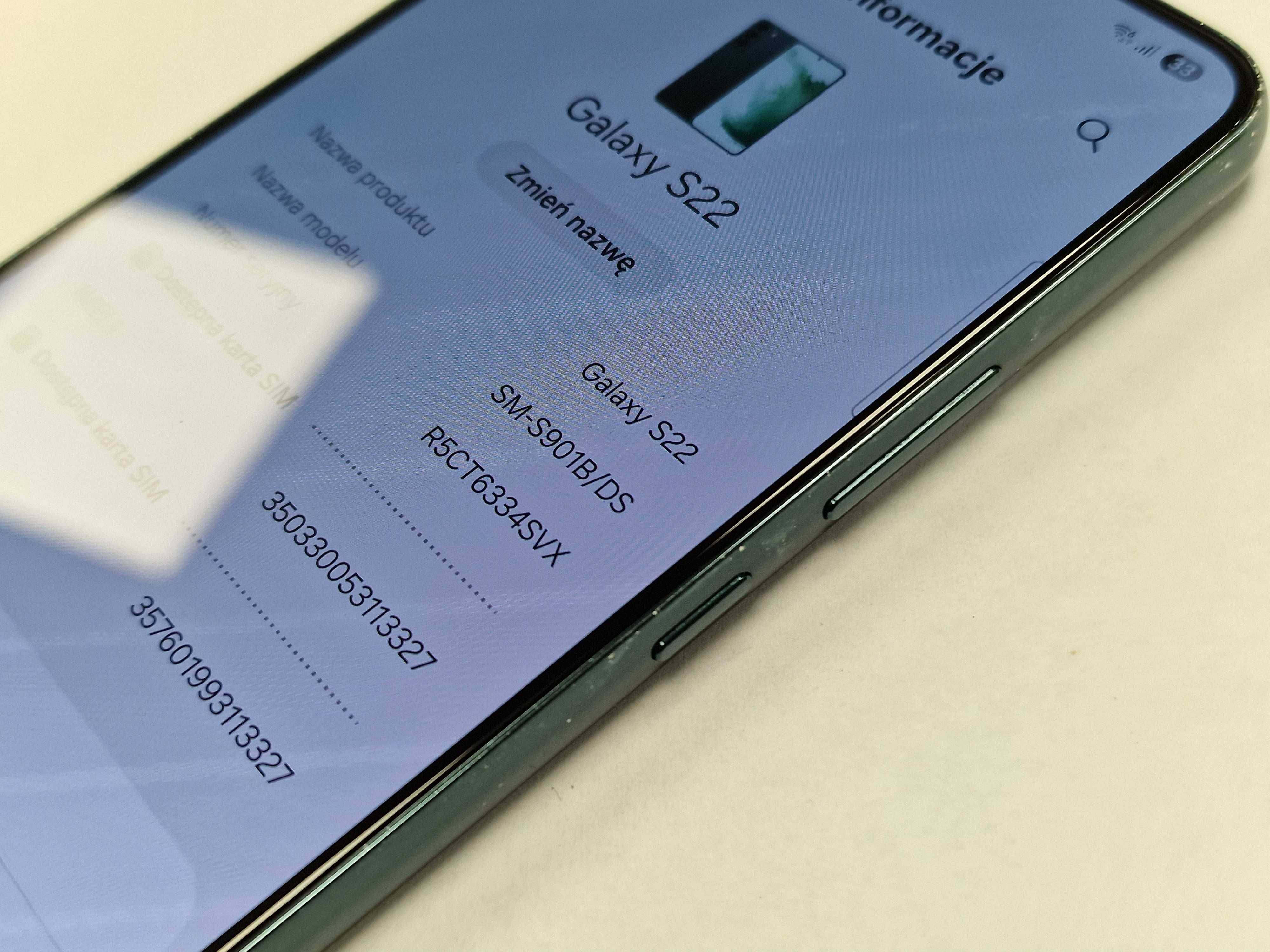 Samsung Galaxy S22 Dual SIM/ 8GB/ 128GB/ Grade B do C/ bater obniżona