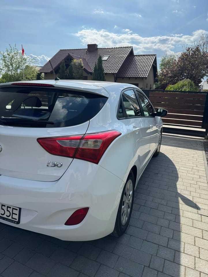 Hyundai i30 1.6 CRDi 2016 • Bezwypadkowy • Stan bardzo dobry