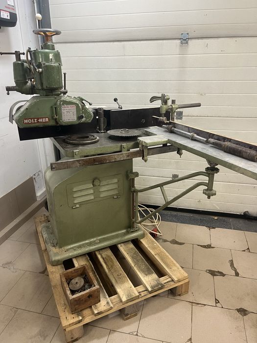 Frezarka Frommia z wózkiem 380v Szczytno