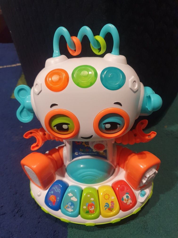Clementoni, baby interaktywny robot bobo