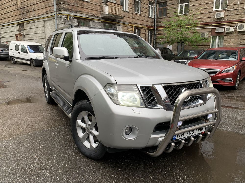 Nissan Pathfinder 2013 2.5 diesel