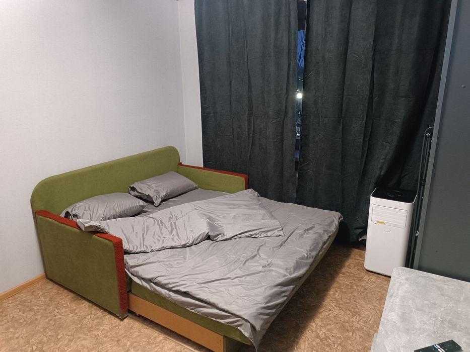 Подобово житло, правий берег, Незламна 3