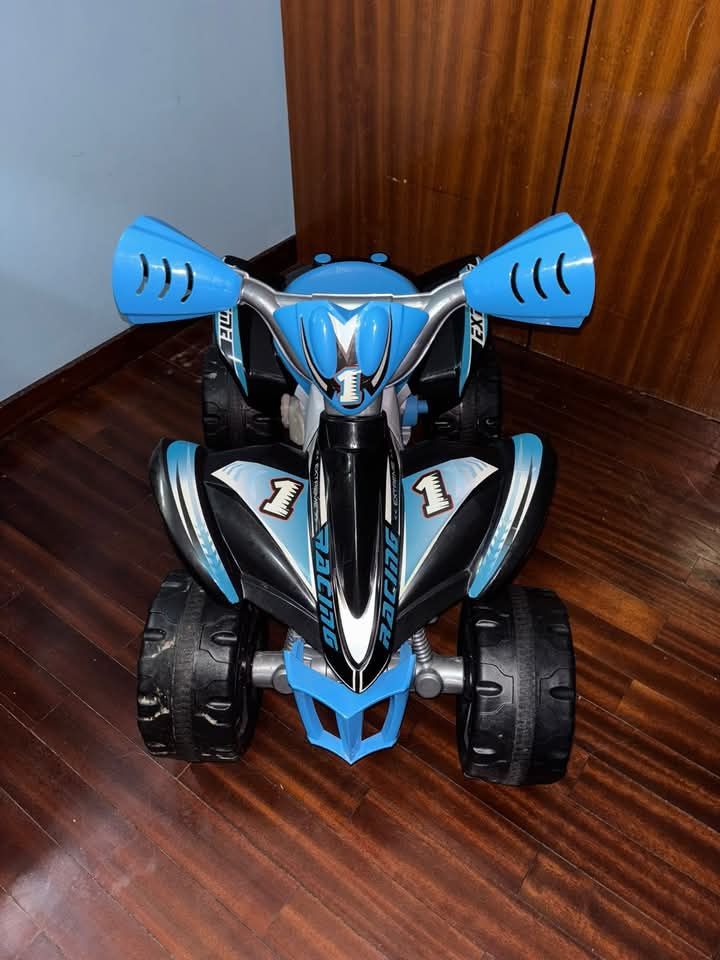 Mota azul  a bateria
