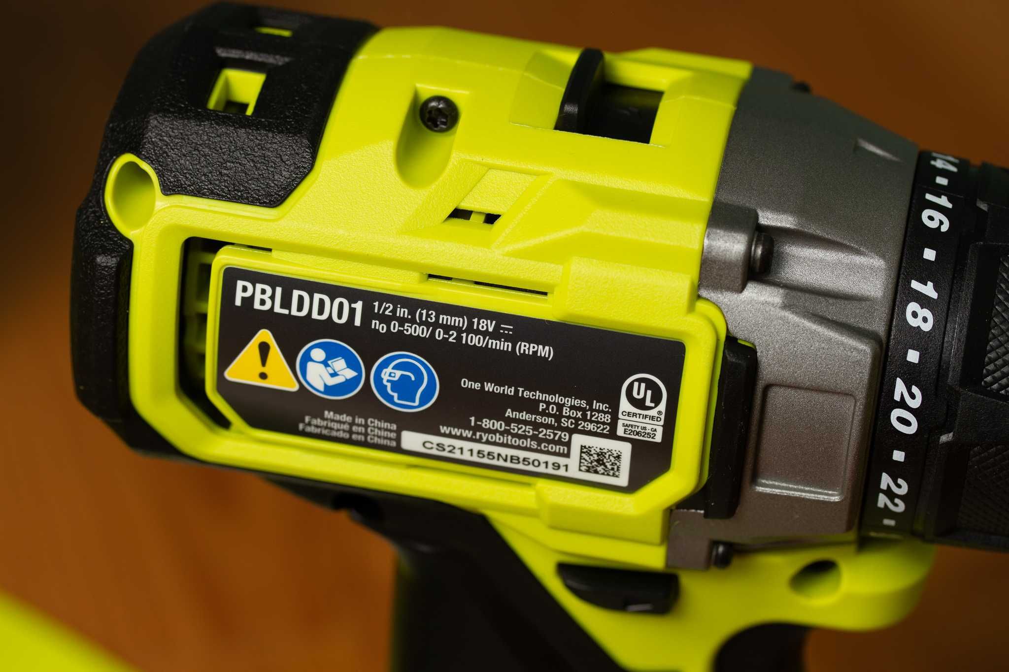 Новий, Ryobi One+ HP 18V 2Ah безщітковий акумуляторний шуруповерт