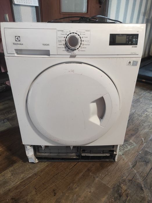 Сушильная машина Electrolux Flexcare 8 кг