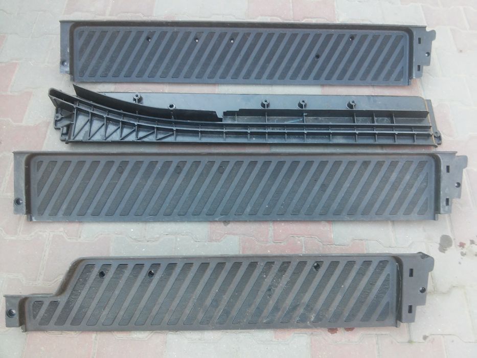 Пластикові пороги бокових і задніх дверей Мерседес Спрінтер906 Крафтер