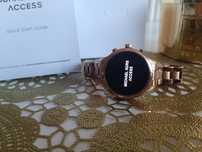 Smartwatch Michael Kors Runway MKT damski na bransolecie złoty
